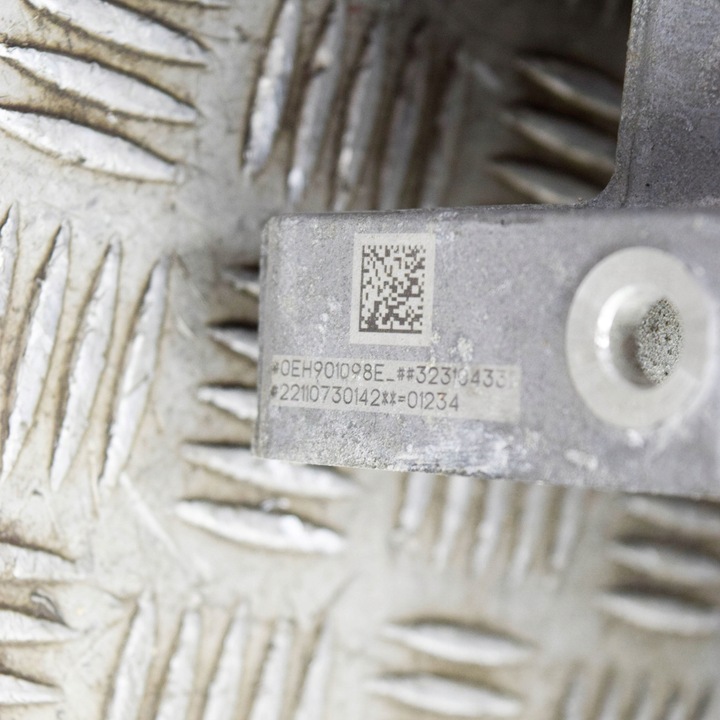 фото №8, Audi q4 sportback e-tron 2022 двигатель