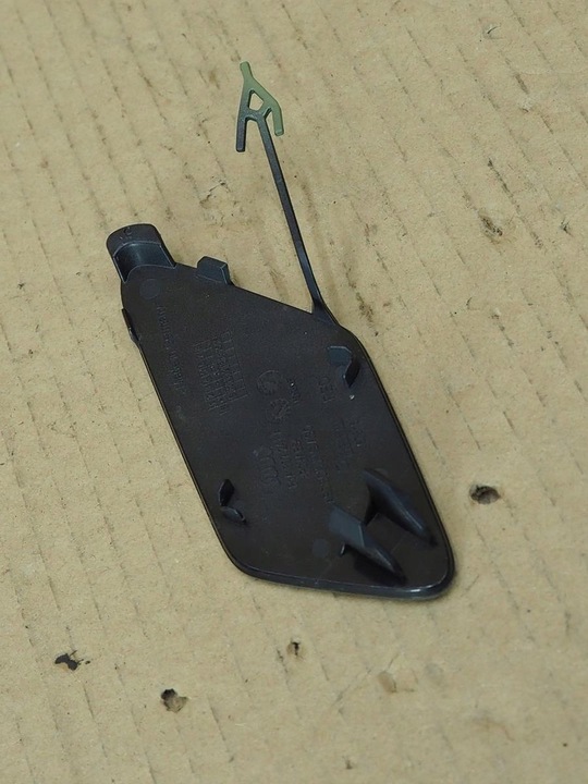 фото №11, Audi q2 рестайлинг заглушка бампера фаркоп перед