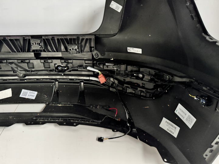 фото №12, Audi q8 e tron s-line бампер зад оригинальный комплектный