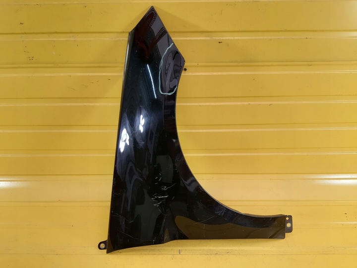 фото №1, Mercedes b-klasa w246 рестайлінг крило праві перед