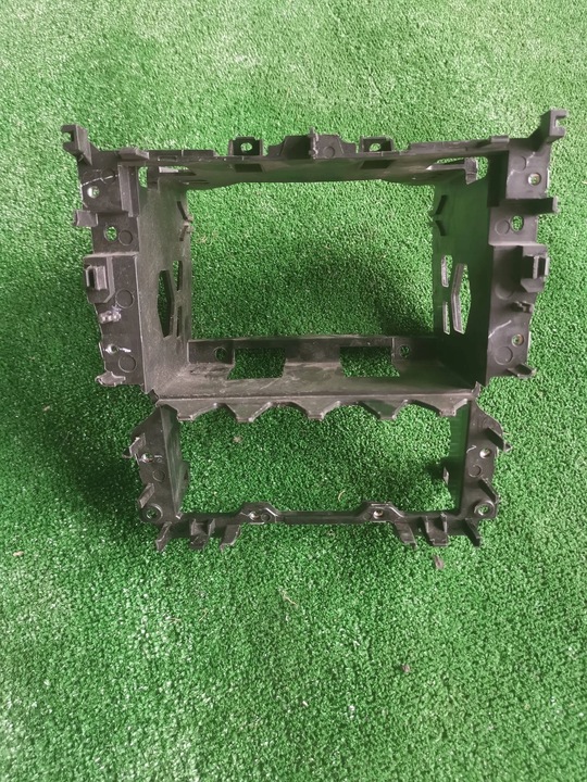 фото №1, Vw golf vi рамка каркас радио 5k0858089e