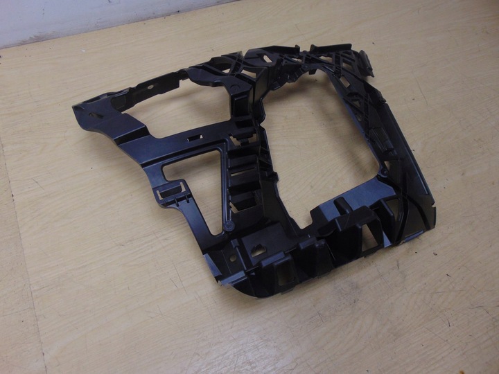 фото №8, Volkswagen оригинальный номер 5g0807723a держатель, бампер