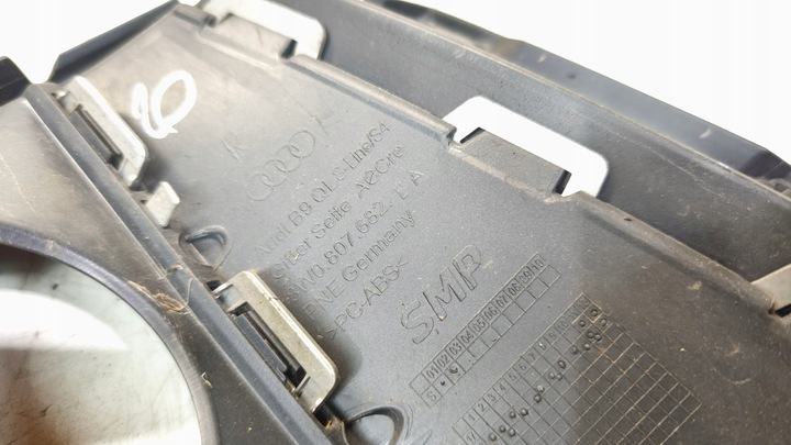 фото №9, Решітка решітка бампера права audi a4 b9 s line 8w0807682ba