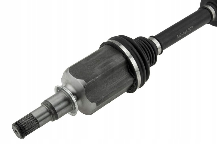 фото №2, Полуось mercedes c w205 4matic 13- правая передняя at