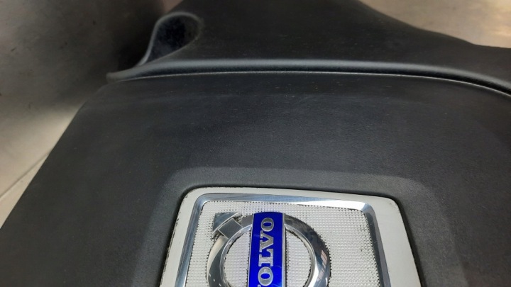 фото №8, Кришка двигуна 31319190 volvo s60 ii v60 10-18r 2.0 d3