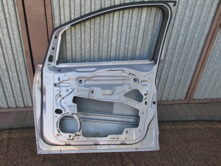 фото №3, Дверь перед правые цвет ga c-max mk2 grand 2012 год