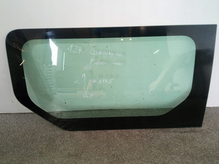 фото №1, Стекло кузовная левая средняя 2003 r 119,5 x 66,5 opel vivaro i
