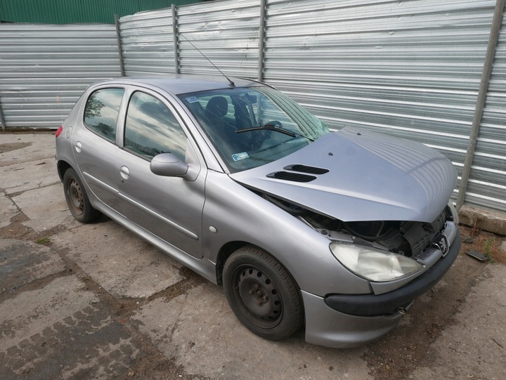 фото №7, Подголовник правый зад задний peugeot 206 hb 5d 98-03