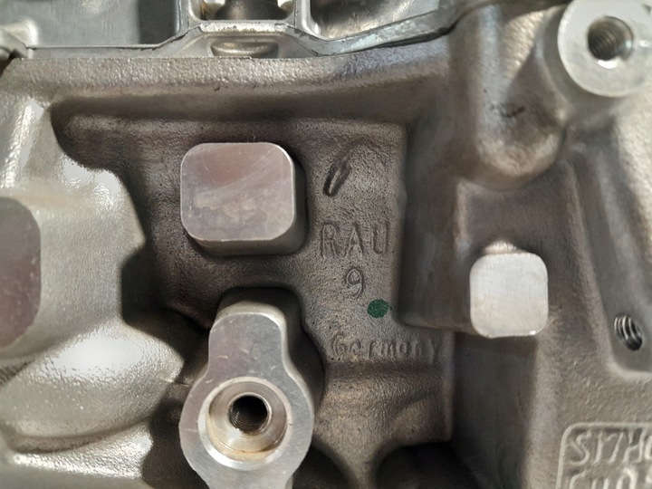 фото №11, Audi a4 b9 головка комплектная исправная 2.0tfsi cym