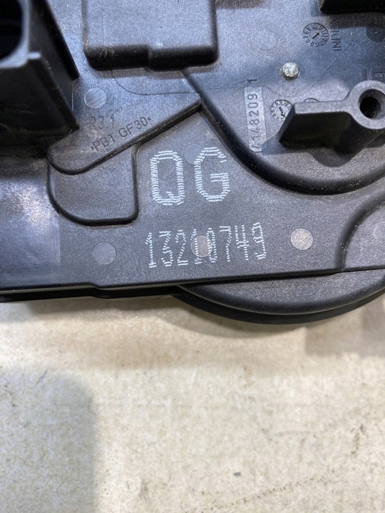 фото №9, Замок дверь правые перед astra h 4 pin 13100424