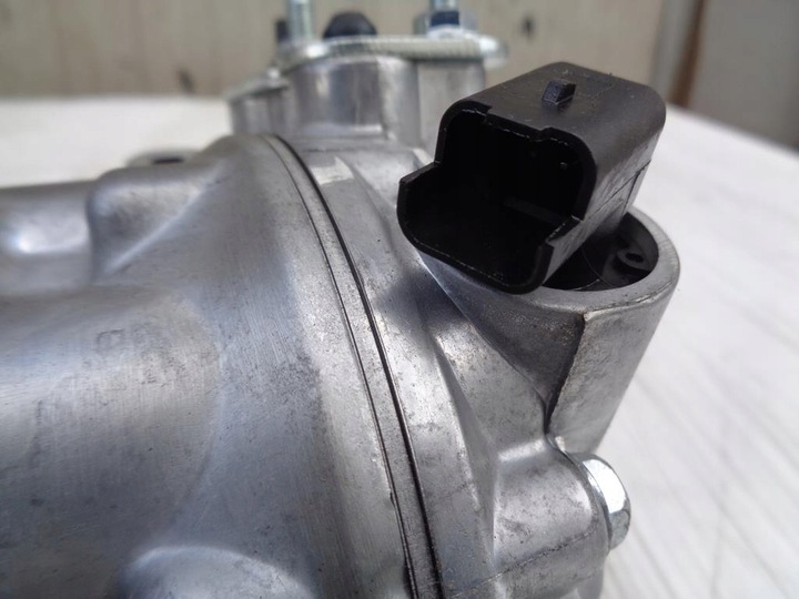 фото №12, Maxgear компресор кондиціонера ac313246 citroen c5 peugeot 407 ,508 ,607