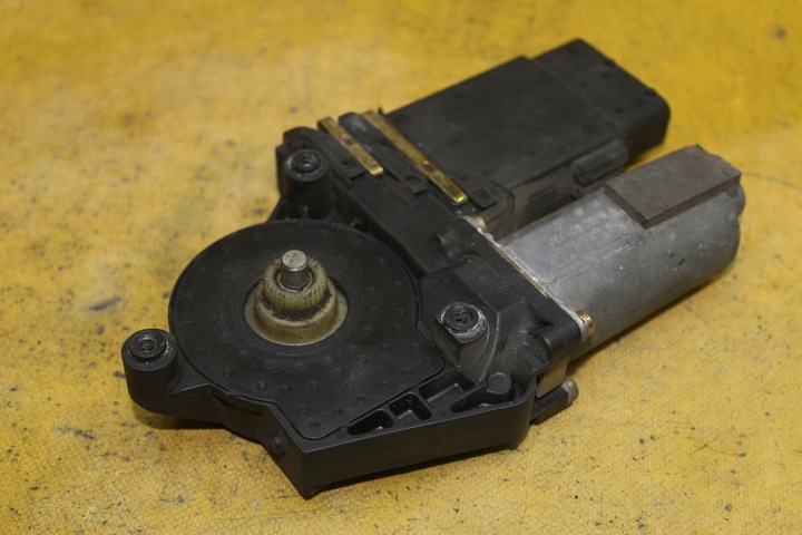 фото №1, Моторчик стекло правые перед octavia i 101448-200