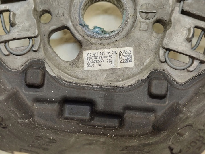 фото №10, Skoda супер 2 ii рестайлинг руль кожаный мультифункция 3t0419091ah