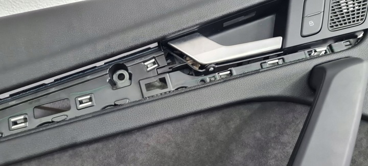 фото №10, Sq5 80a q5 боковина дверь алькантара bangolufsen qq2 левый зад 80a867305f