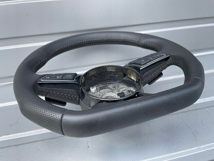 фото №7, Audi a1 ii руль s-line