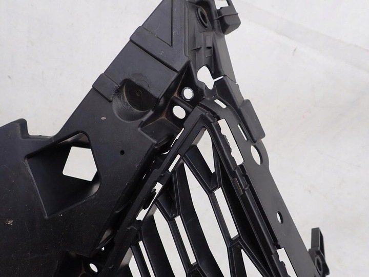 фото №5, Seat leon iii 3 5f fr 12-16 решётка радиатора решётка