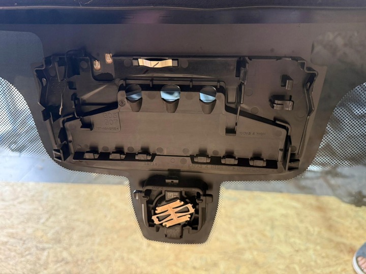 фото №5, Стекло лобовое bmw x7 g07 датчик+ камера+ hud оригинал 2023r.