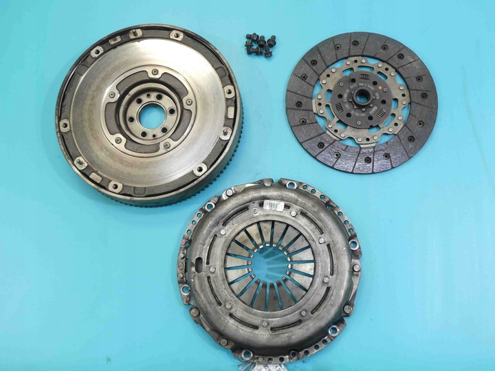 фото №1, Двухмассовый маховик колесо двухмассовый volvo v40 ii 12-19 1,6 d2