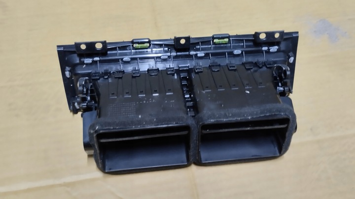 фото №6, Решітка повітропровід jaguar e-pace ліва права середня