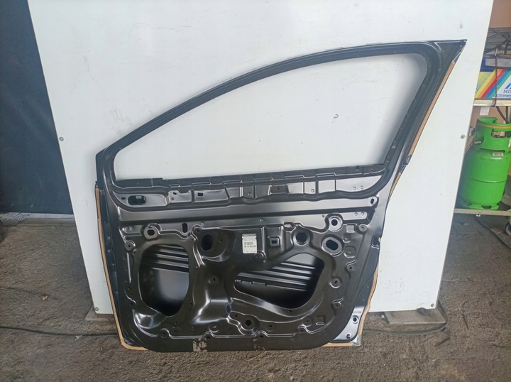 фото №12, Дверь правые передние renault clio iv новое оригинал 801008302r