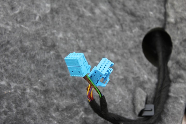 фото №15, Обшивки двері mercedes c-klasa 205 glc 253