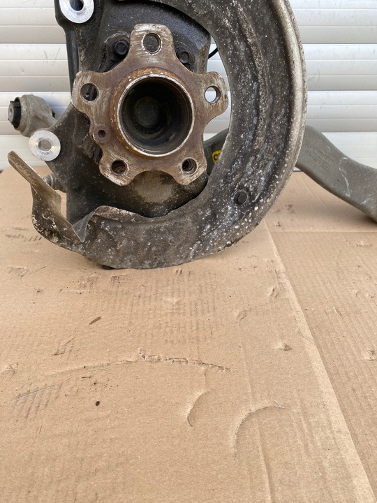 фото №9, Bmw 5 g30 поворотный кулак рычаги амортизатор ступица правый перед 6896018 6884384