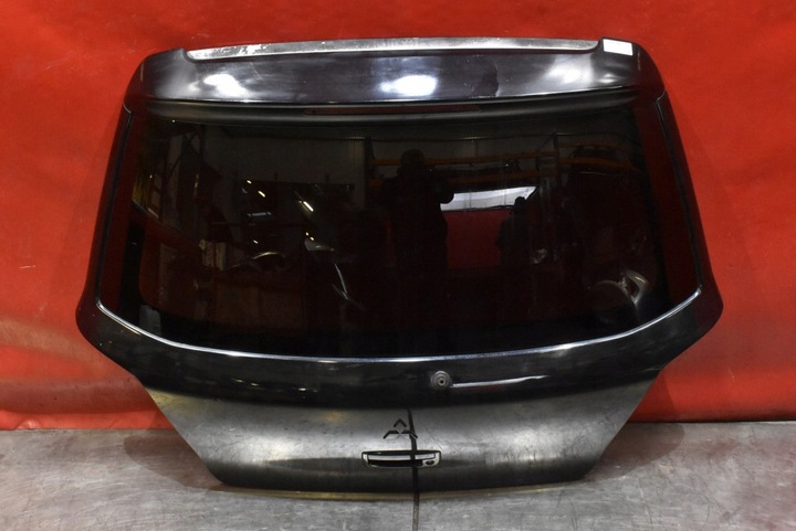 фото №1, Крышка багажника зад задняя чёрная mitsubishi outlander 1 i 01-08