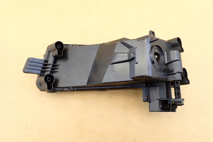 фото №8, Volkswagen touran ii 15- фара галоген противотуманный правое rh 1046002l