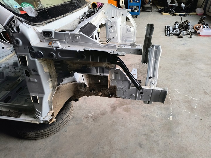 фото №5, Dacia spring четверть левая lub правая перед лонжерон стойка