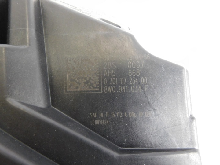 фото №16, Audi a4 b9 8w s4 рестайлинг фара правая полный led usa 8w0941034f
