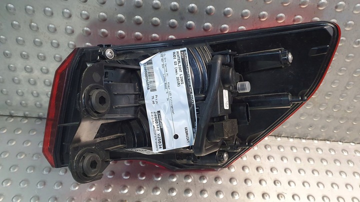фото №6, Лампа зад левая audi q3 ii 83a945069 18-