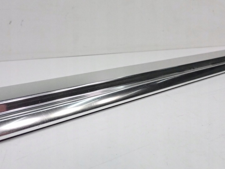 фото №8, Планка порогова хром права 4h0853986c audi a8 d4