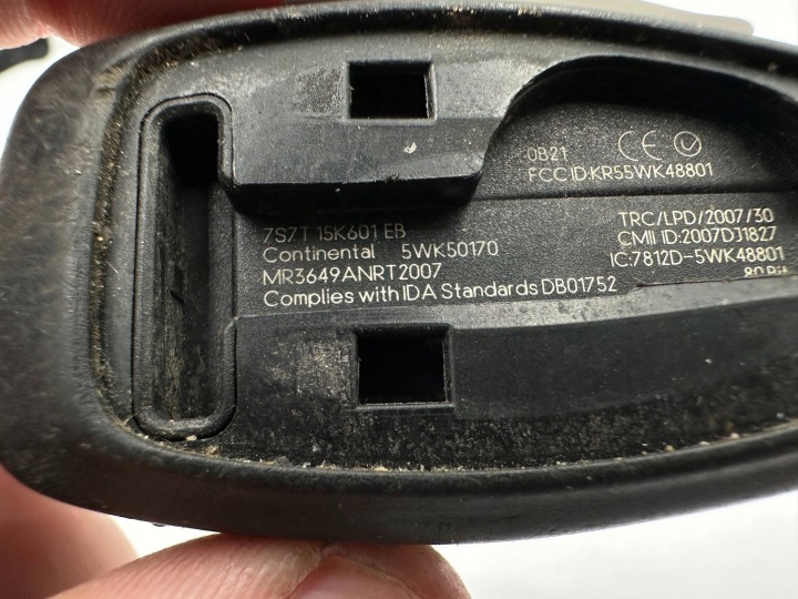 фото №7, Ключ ключ pilot keyless ford fiesta mk8 kuga c-max ii 7s7t-15k601-eb