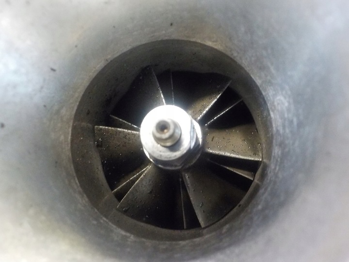 фото №5, Jaguar xf 3.0 d td v6 10r 240km 306dt турбіна турбонагнітач ax2q-6k682-bc