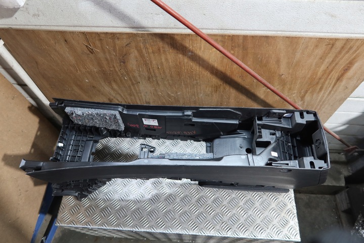 фото №11, Тунель підлокітник megane iv 969103904r