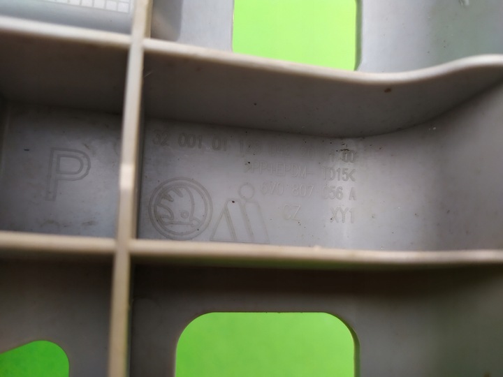 фото №10, Розпилювач фара кріплення skoda fabia iii