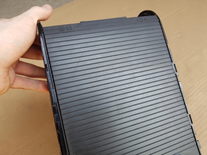 фото №9, Кріплення na напої тунелю середнього vw passat b6 / чорні / європа / гарний