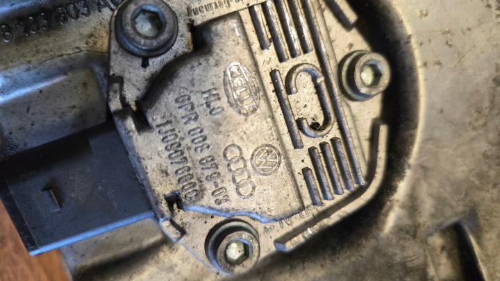 фото №5, Поддон масла audi a3 8p volkswagen golf v 1.9 tdi 038103603ag