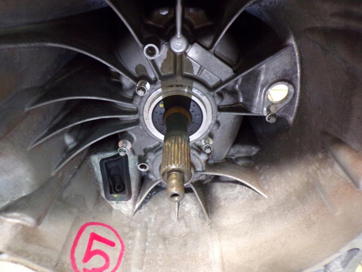 фото №12, Vw crafter 2.5 tdi коробка передач коробки передач демонтаж гарантія