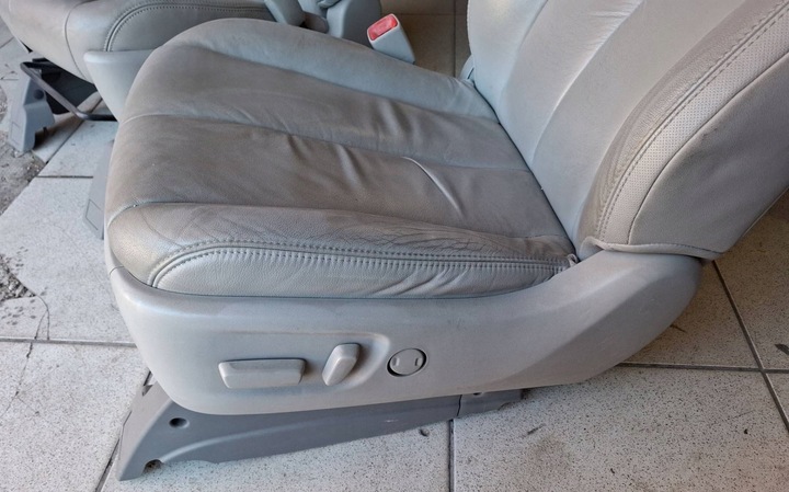 фото №6, Сидіння / диван / комплект toyota sienna 3 2011