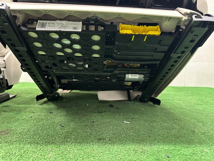 фото №5, Bmw 5 g30 средство обивка сиденья туннель диван обшивки кожа harman кардон