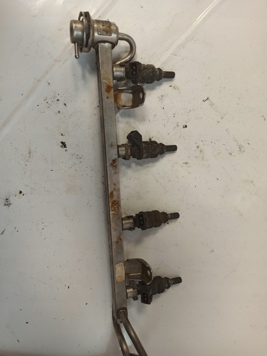 фото №8, Audi a3 1.6 планка впрыскивающий 06a906031d 06a133317e