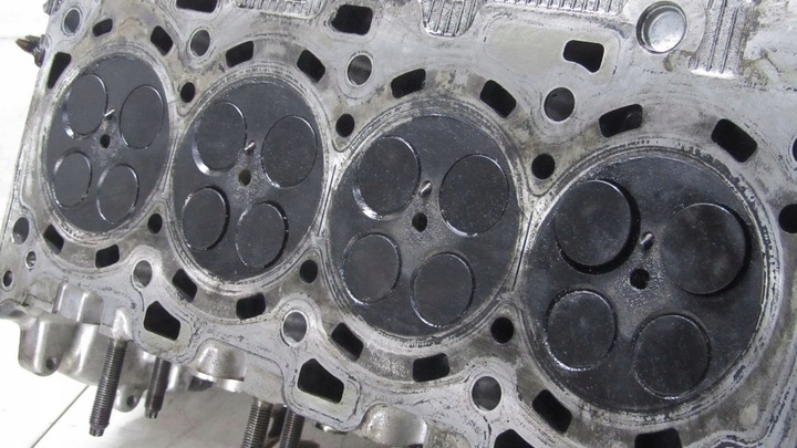 фото №12, Toyota avensis t27 2.0d головка kpl 1ad-ftv 09-16