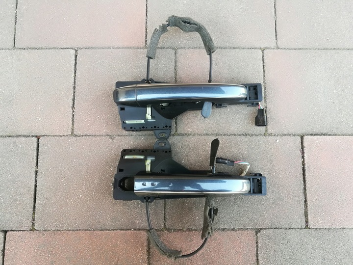 фото №1, Ручка двері лівий-правий перед хром-- megane iv talisman scenic iv