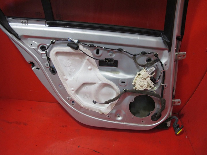 фото №13, Renault laguna iii hb рестайлінг двері ліві зад ted69