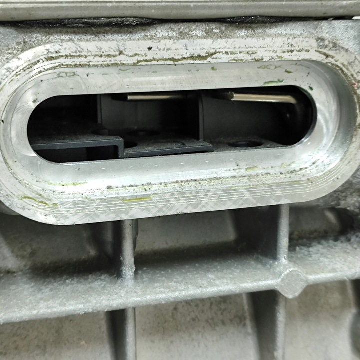 фото №8, Audi e-tron 2019 двигун