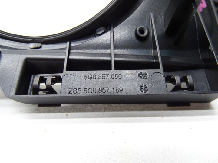 фото №9, Рамка захист корпус приладів спідометра vw golf vii 5g0857059