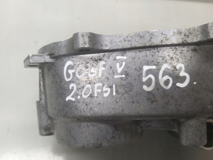 фото №12, Корпус розподільний вал насоса вакуум пального a6 golf v 2.0 tfsi bwa bgb 06f103530f