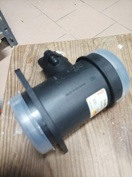 фото №1, Расходомер passat polo t4 lt caddy ibiza bosch 0986284001