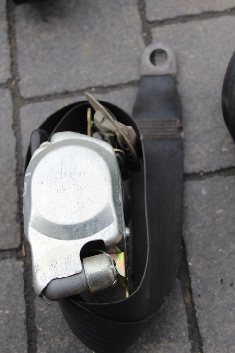 фото №7, Corolla verso ii pas ремені безпеки перед лівий правий комплект